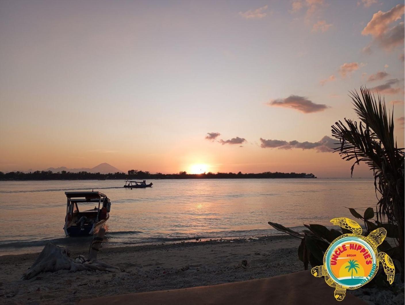 Uncle Hippie'S Dream Hostel Gili Meno Exterior photo