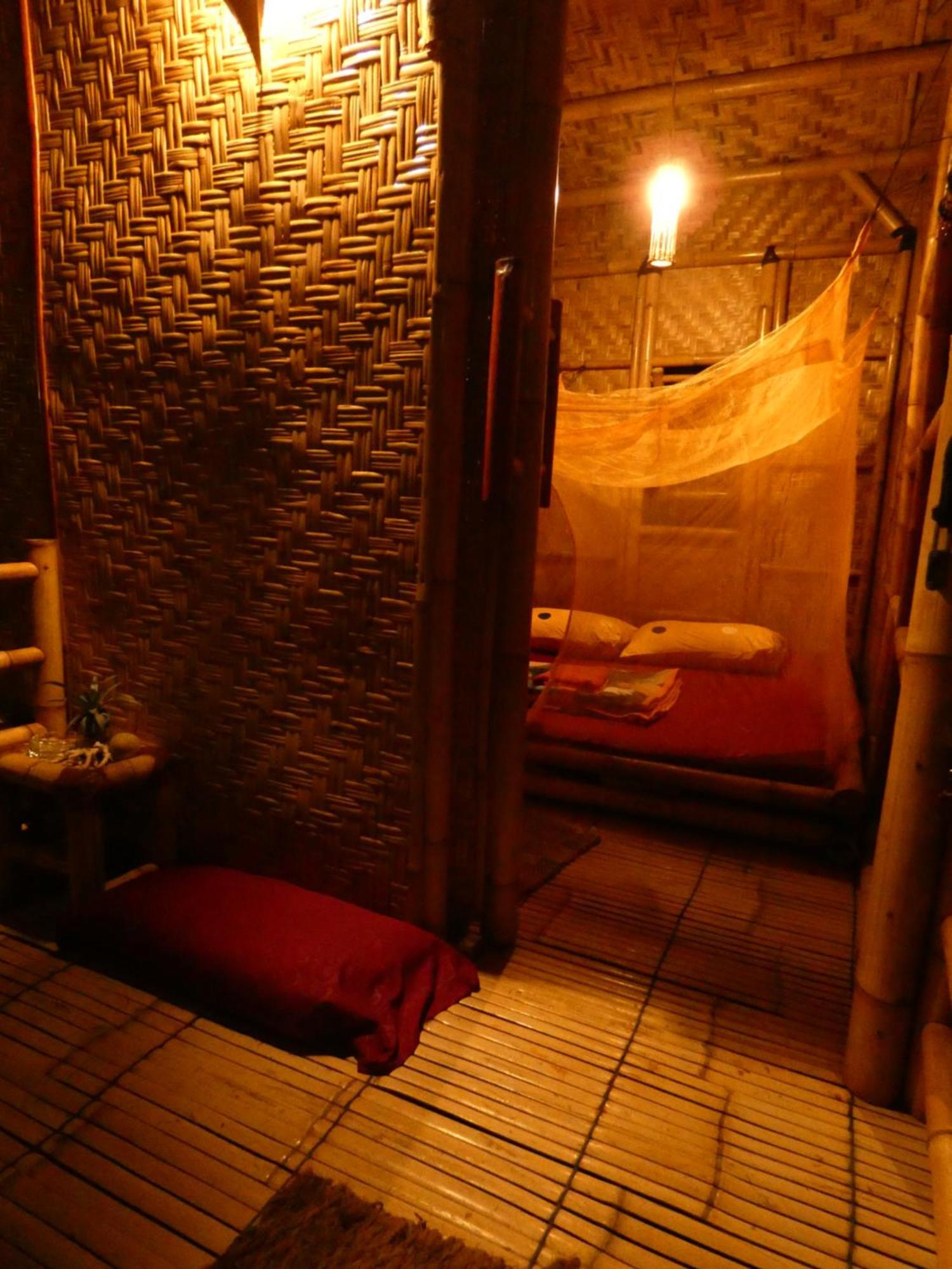 Uncle Hippie'S Dream Hostel Gili Meno Exterior photo